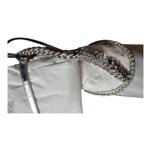 Nalebe stellar Crystal-Embellished Ankle-Strap Pumps silver - Picture 12 of 16